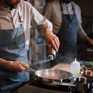 AGENCY CHEF WORKING